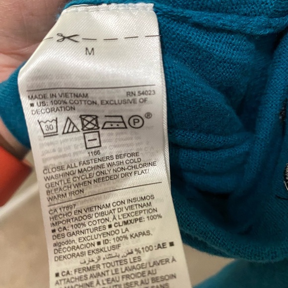 Old Navy Embroidered Polka Dot Buttoned Cardigan - Picture 4 of 4